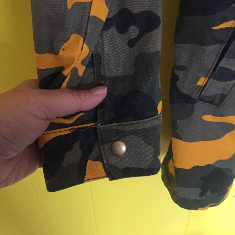 Fashion Nova Camo Trench Jacket - Picture 6 of 8
